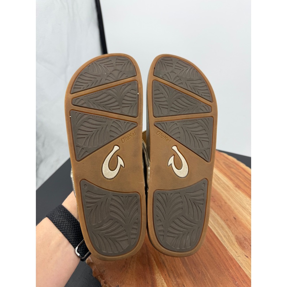 OluKai Kipe'a Lipi Sandals Women Size 8 Gold Metallic Leather Thong Flip Flops - Picture 6 of 6